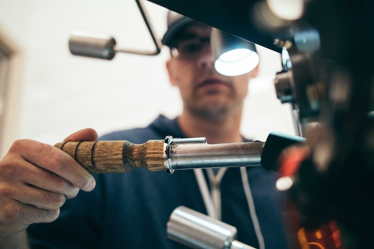Keys Now Locksmith technician providing professional service in Tampa